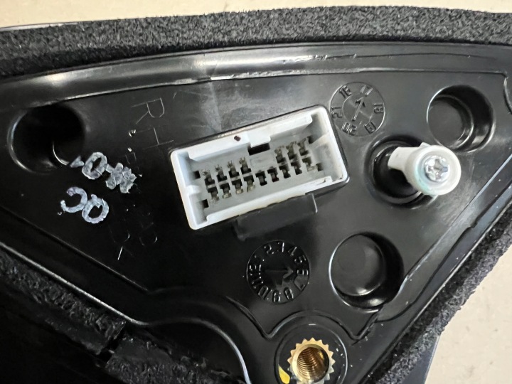 фото №9, Hyundai i30 iii 17- зеркало правое 12 pin цвет z3g
