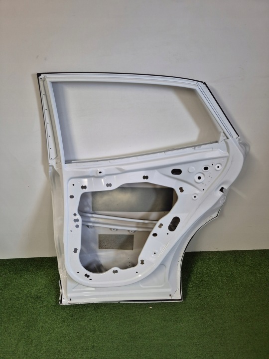 фото №8, Ford puma l1tb двері праві зад задні праві молдинг накладка st line