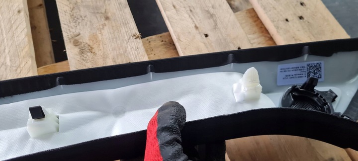 фото №12, S3 8y a3 рестайлинг защита накладка стойка стёкла лобовой правая sline 8y0867234c