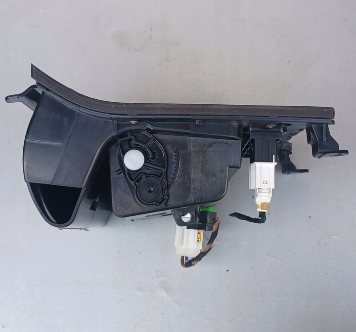 фото №5, Vw golf v пепельница бардачок перед 1k0857961