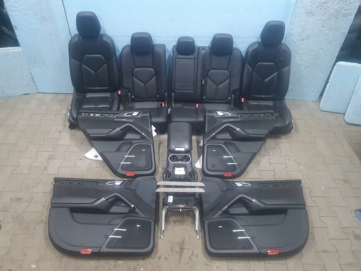 фото №1, Сиденья обшивки обивка porsche cayenne 7p5 gts комплект