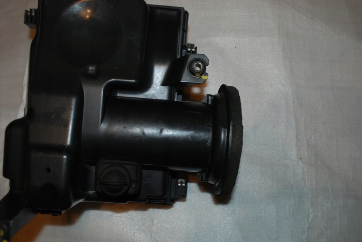 фото №8, Toyota hilux 8 viii 17700-0l380 корпус фільтра повітря oem номер оригінал