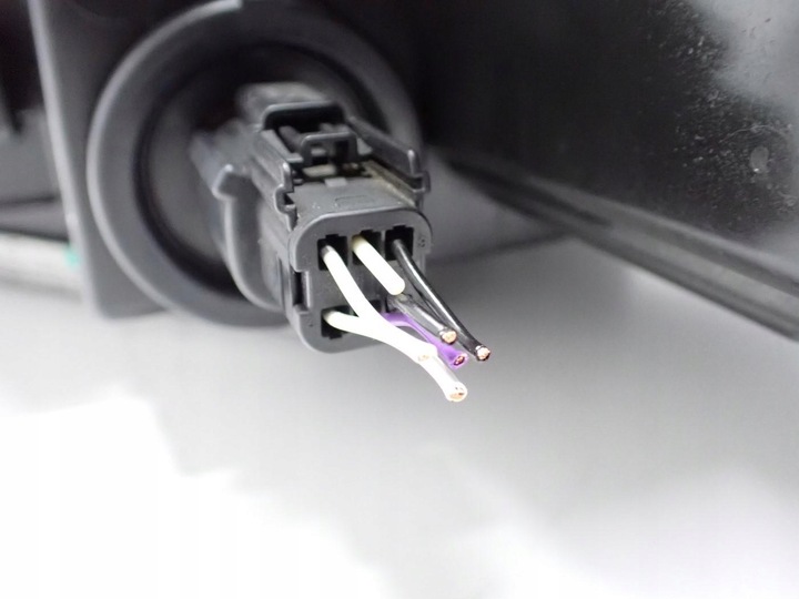 фото №11, Лампа праві перед європа led 1034319-01-c tesla модель x 18r