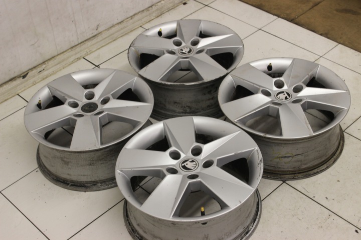 фото №13, Диски  алюмінієві диски skoda octavia superb 16' 5x112 6.5j