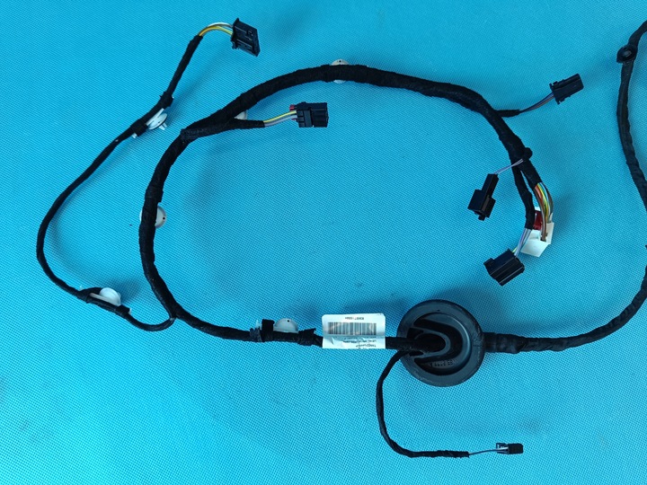 фото №13, Audi q3 f3 sportback 1.4 tsi 110kw 2024r жгут дверь правый зад 83a971688h