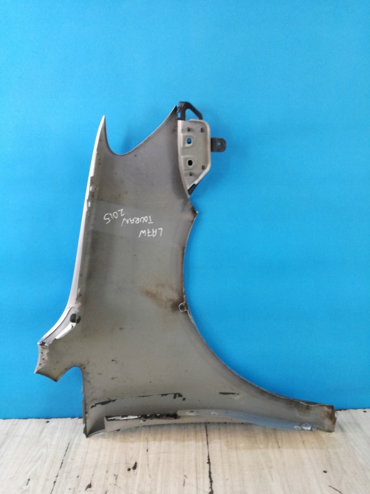 фото №7, Vw touran ii 1t рестайлінг 10/15 крило праве перед кронштейн   la7w