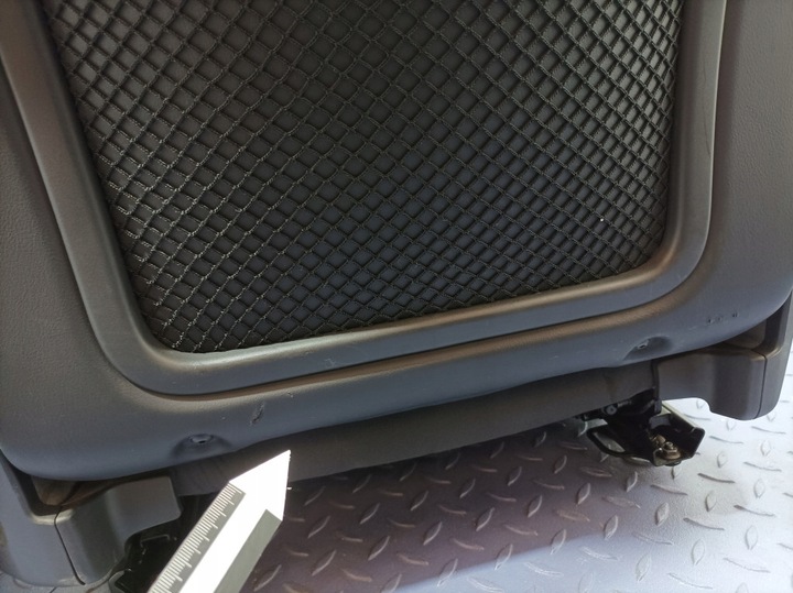 фото №11, Volvo xc60 ii сидіння диван комплект шкіра обшивки двері r-design