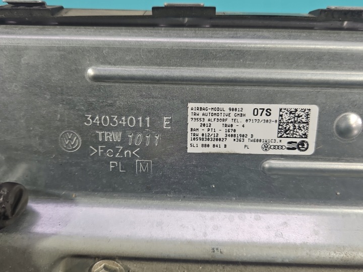 фото №7, Повітряна подушка колінна подушка skoda yeti 5l1880841b