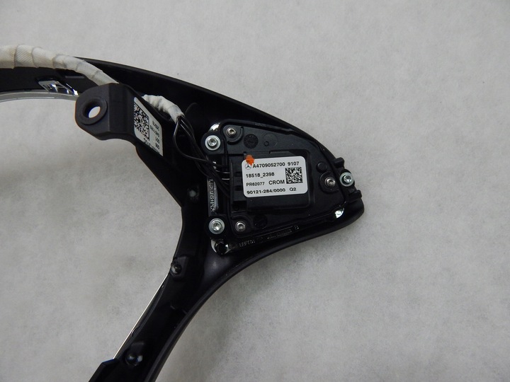 фото №10, Mercedes vito w447 v-klasa кнопки рамка кермо a4709052700