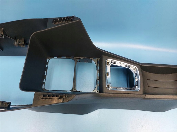 фото №10, Туннель средний подлокотник skoda rapid 12-19 r