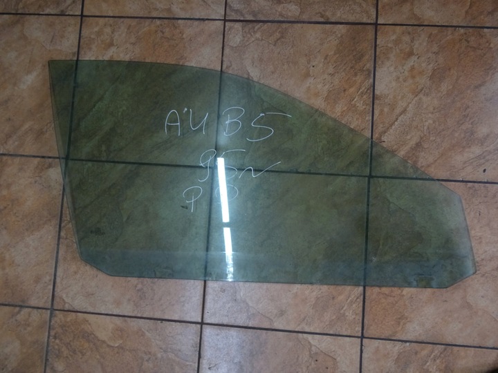 фото №1, Audi a4 b5 скло праві перед