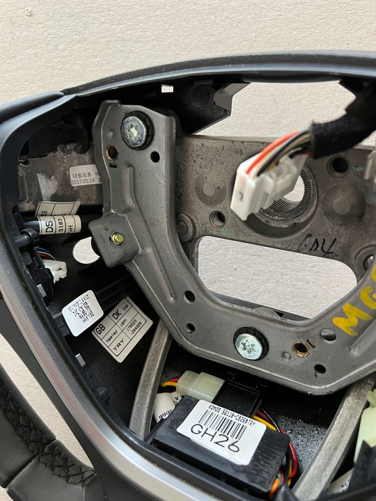 фото №8, Hyundai i20 ii 14- руль кожа многофункциональная