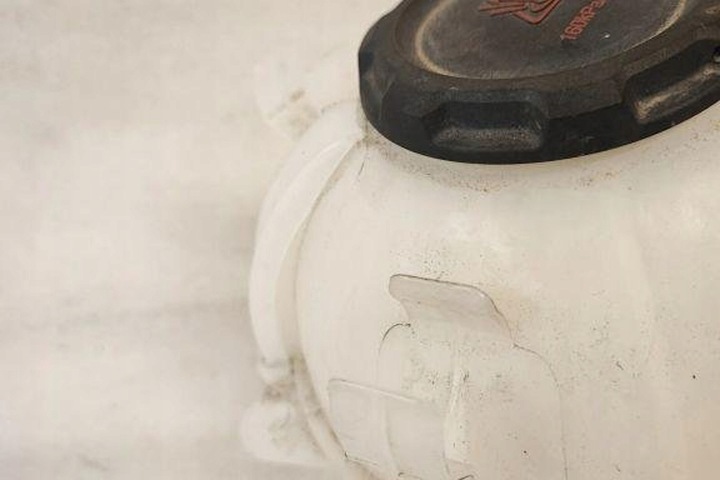 фото №7, Бачок расширительный vw sharan 7n1, 7n2 1k0121407f 1.4l бензин 110kw