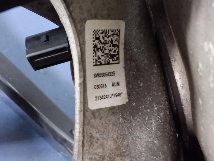 фото №6, Audi a4 b9 поворотный кулак зад правая ступица 8w0505432s