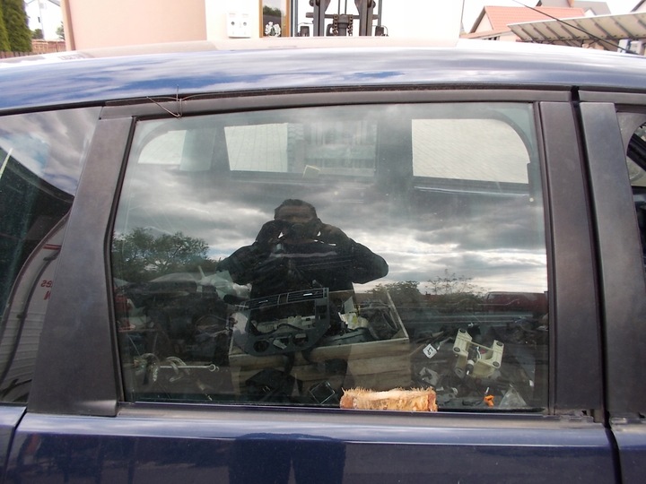 фото №1, Скло правий зад ford focus mk2 c-max