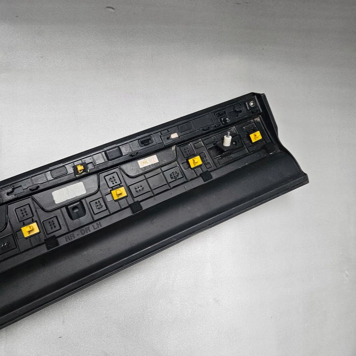 фото №8, Genesis gv70 gv 70 планка двері ліва зад 87731-ar000 87731ar000