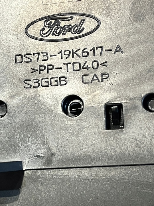 фото №8, 50 ford mondeo mk5 решётка воздуховод ds73-f018b09b ds73-f018b08b ds73-19k617a