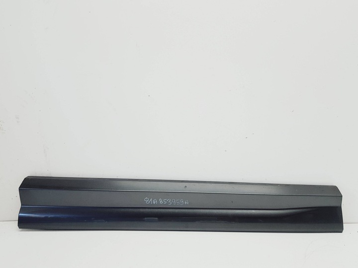 фото №1, Audi q2 81a левая планка дверь перед передняя 81a853959a