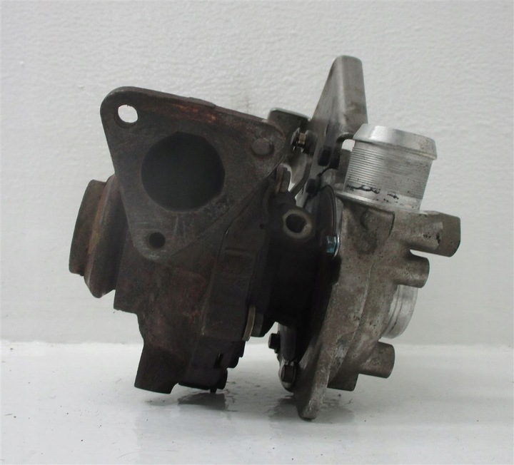 фото №6, Турбонагнетатель citroen c5 x7 3.0 hdi 9u3q-6k682-eb