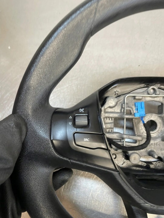 фото №13, Руль мульти мультифункция peugeot 208 i 1 96750123zd