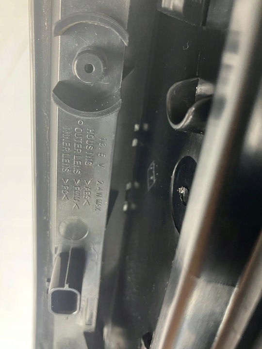 фото №10, Спойлер спойлер кришки багажника renault zoe ii рестайлінг dv369