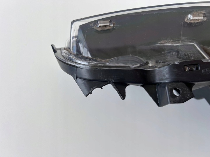 фото №6, Toyota auris ii рестайлінг фара права перед led 81110-02k30