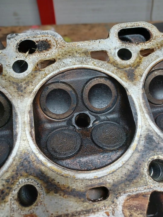 фото №11, Головка 2.0 2.4 t volvo v70 c70 s70 s80 1001837