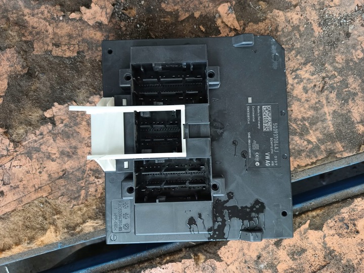 фото №1, Vw golf vii модуль комфорту 5q0937084aj