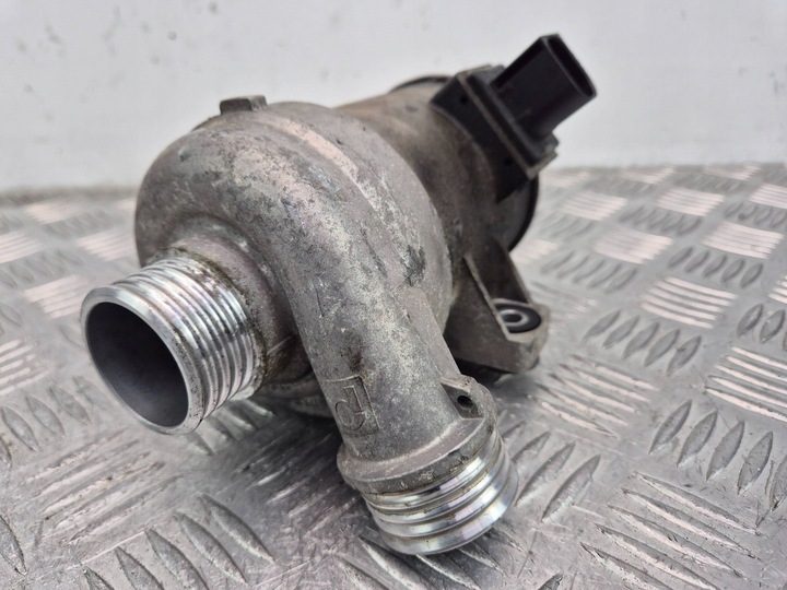 фото №5, Bmw 5 f10 f11 520i насос воды 7604027 n20b20b