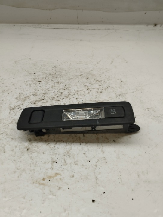 фото №5, Mercedes w177 amg a35 лампа кабины потолок a2928100240
