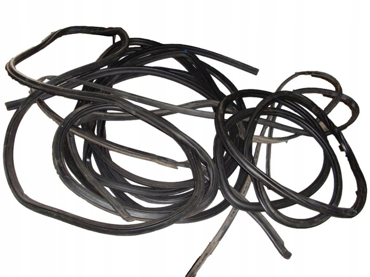 фото №1, Vw passat b8 прокладка дверь крышки 3q0 2015r