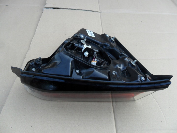 фото №14, Toyota chr права лампа задня led 81580-f4020-00