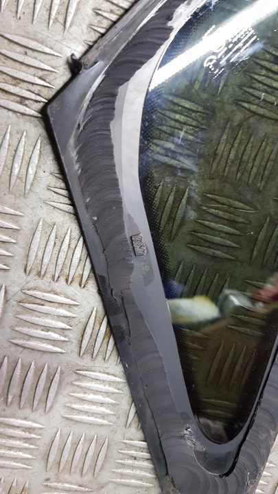 фото №14, Audi a8 d3 скло кузовна ліва зад