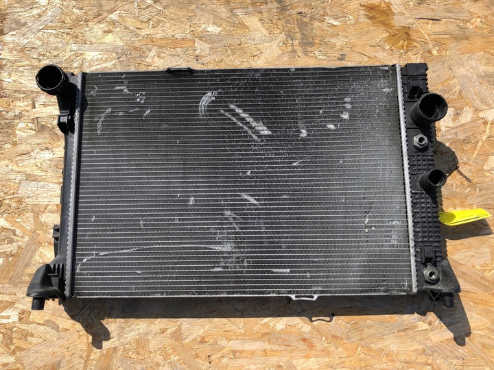 фото №2, Радиаторов воды mercedes c класс w204 glk автомат