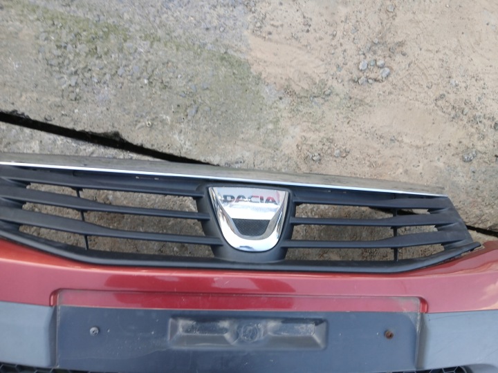фото №6, Бампер передний+ решётка радиатора dacia sandero i 08-12 8200526596