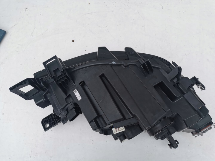 фото №6, Лампа левая перед vw id4 id.4 led eu b. красивая