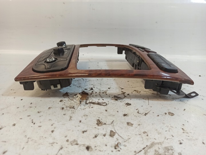 фото №7, Mercedes w203 панель кондиционера воздуховод a2036802539 a2038300785 2038219679