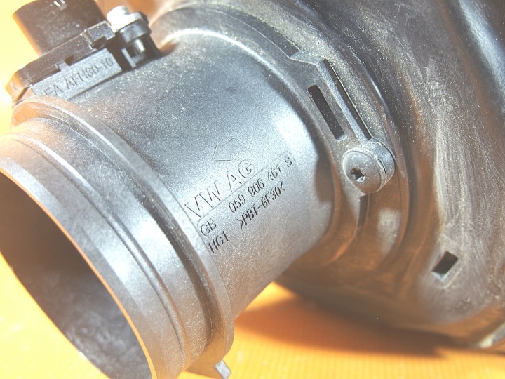 фото №8, Audi a4 8w b9 36km корпус фильтра воздуха 8w0133835f