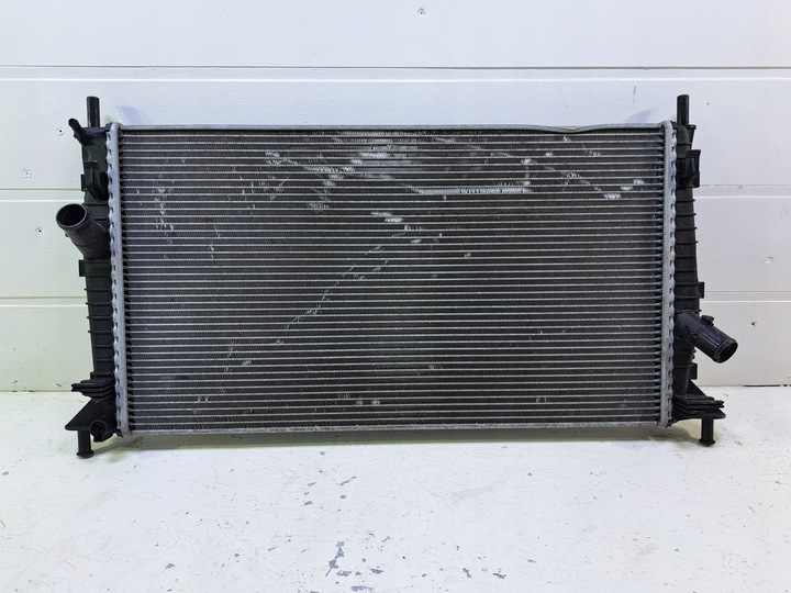 фото №1, Ford focus mk2 радіаторів води 3m5h 8005 rk