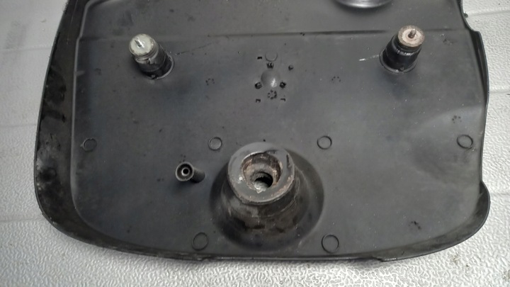фото №4, Крышка двигателя seat cordoba 00r 1.9tdi