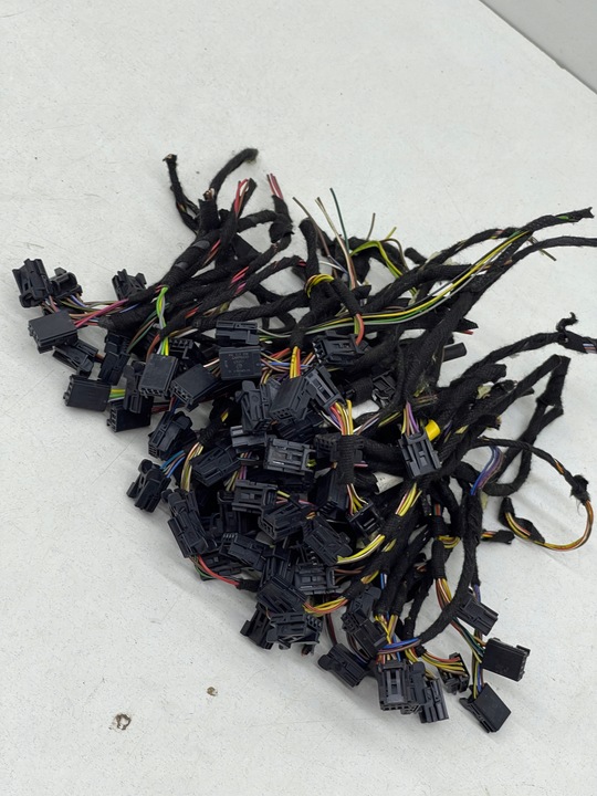 фото №10, Audi volkswagen seat skoda штекер роз'єм з'єднувач + шланг 8k0973754