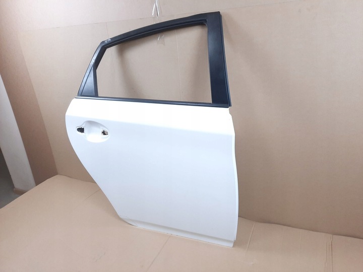 фото №8, Toyota prius xw30 двері задні