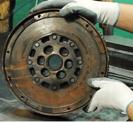 фото №6, Колесо двухмассовый mb mercedes w211 2.2 cdi