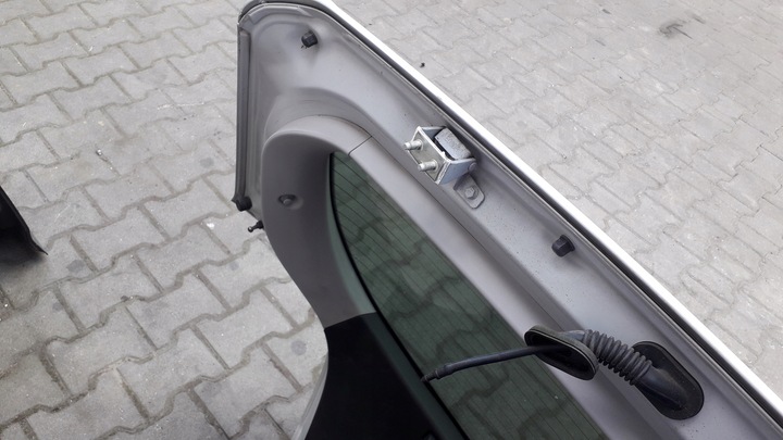 фото №8, Kia pro ceed i 07-12 3дверь задняя крышка зад 9s