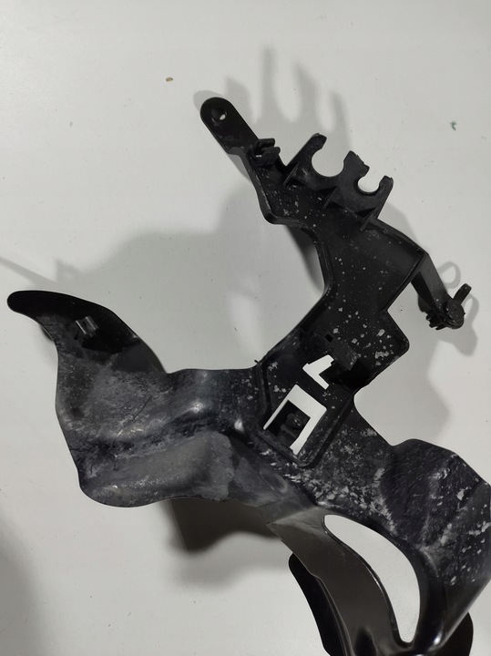 фото №5, Volvo s60 ii 13- держатель подкрылки 31497106