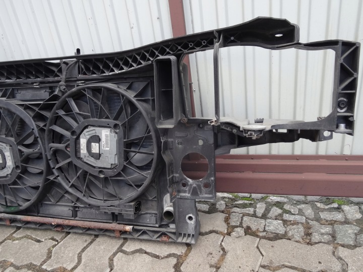 фото №8, Audi a8 d3 передня панель радіатор 3.7 4.2 доставка