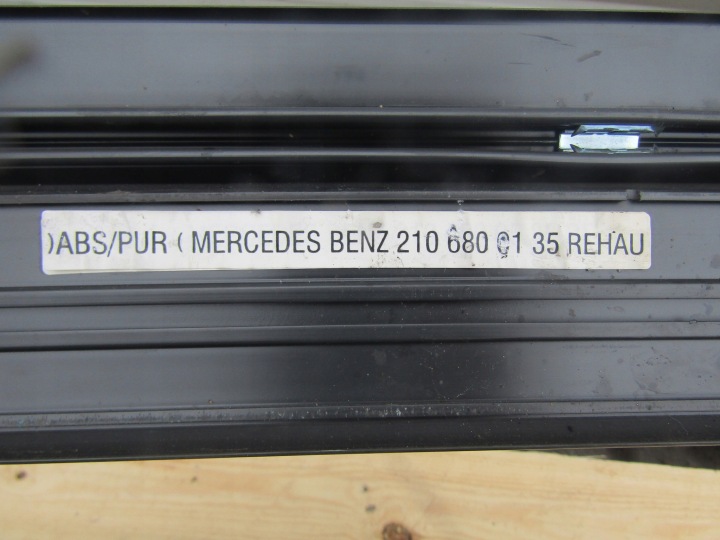 фото №11, 21 mercedes w210 95-99 чёрная молдинг пороговая накладка na порог перед l+p
