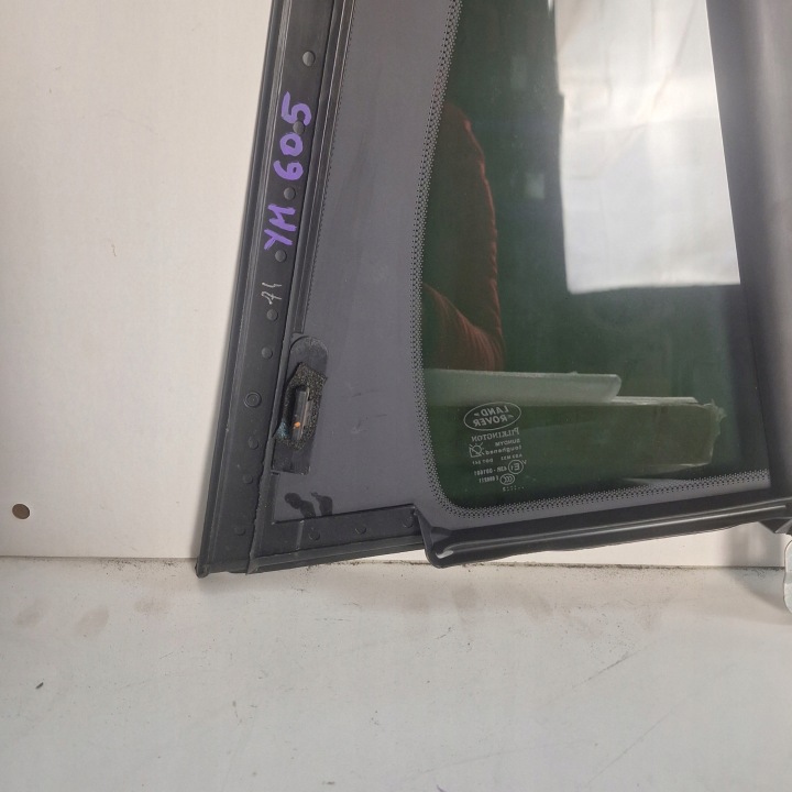 фото №8, Land rover range rover скло двері задня зад lr021068