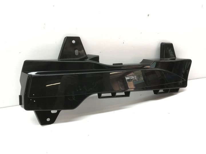 фото №1, Tesla 3 iii решётка заглушка галоген левая перед передняя 1490022-00-a