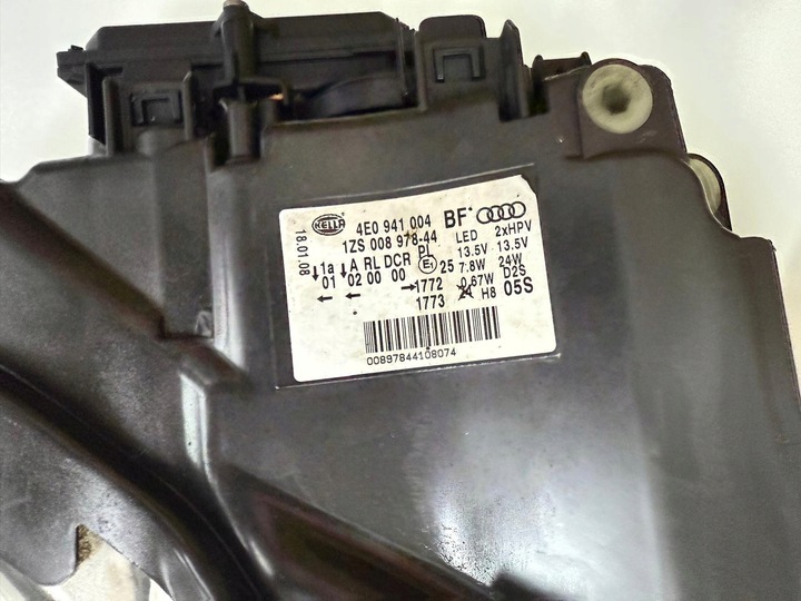 фото №11, Audi a8 d3 рестайлинг лампы bi ксенон led комплект 4e0941003bf 4e0941004bf
